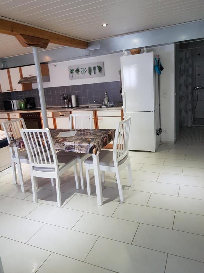 Ferienwohnung/Monteurzimmer Auf Dem Bauernhof Moerlenbach Luaran gambar