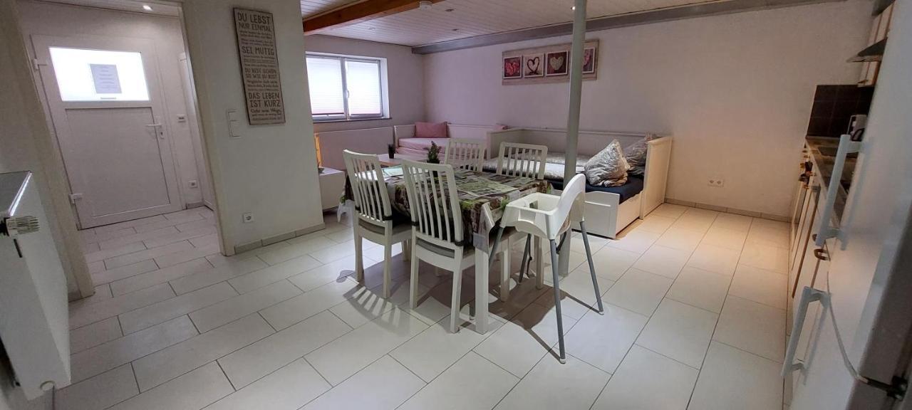 Ferienwohnung/Monteurzimmer Auf Dem Bauernhof Moerlenbach Luaran gambar
