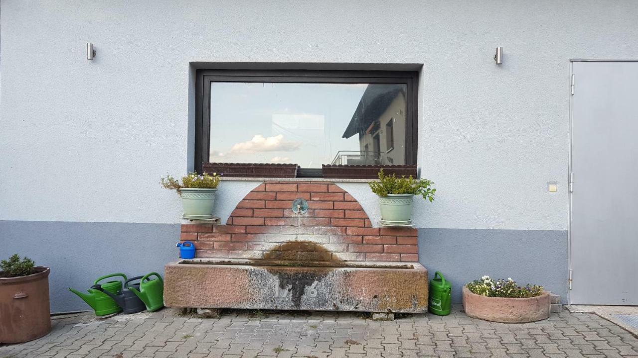 Ferienwohnung/Monteurzimmer Auf Dem Bauernhof Moerlenbach Luaran gambar